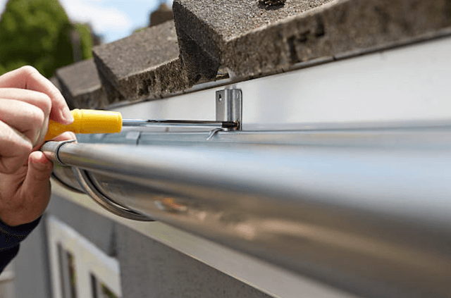 gutter repair lakewood